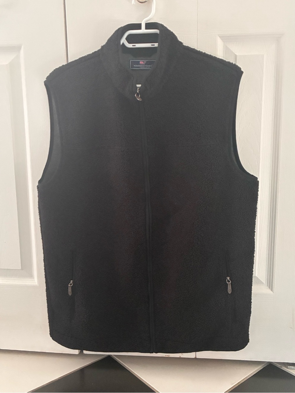 Vineyard Vines Nantucket
Sherpa Vest Size M Jet
Black